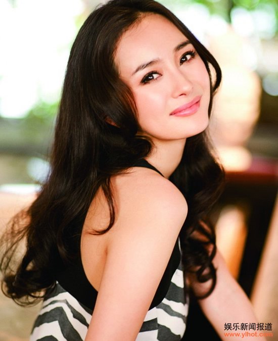 杨幂甜美笑容